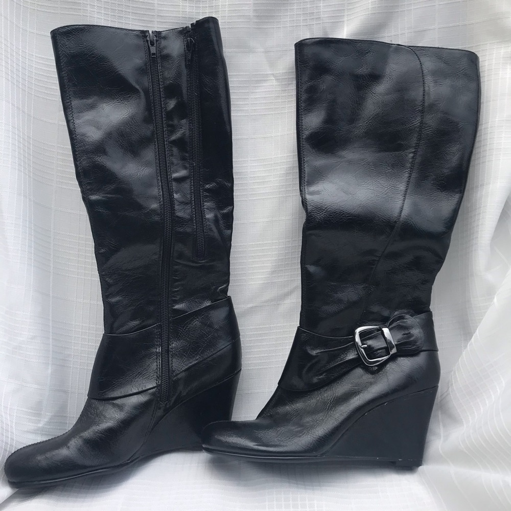Aerosoles Black Boots New without Box 7